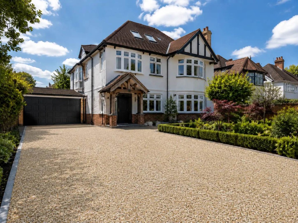 Resin bound driveway installation in Brent by Daltex Resin Experts