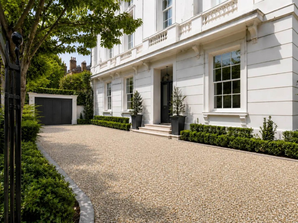 Resin bound driveway installation in Westminster by Daltex Resin Experts