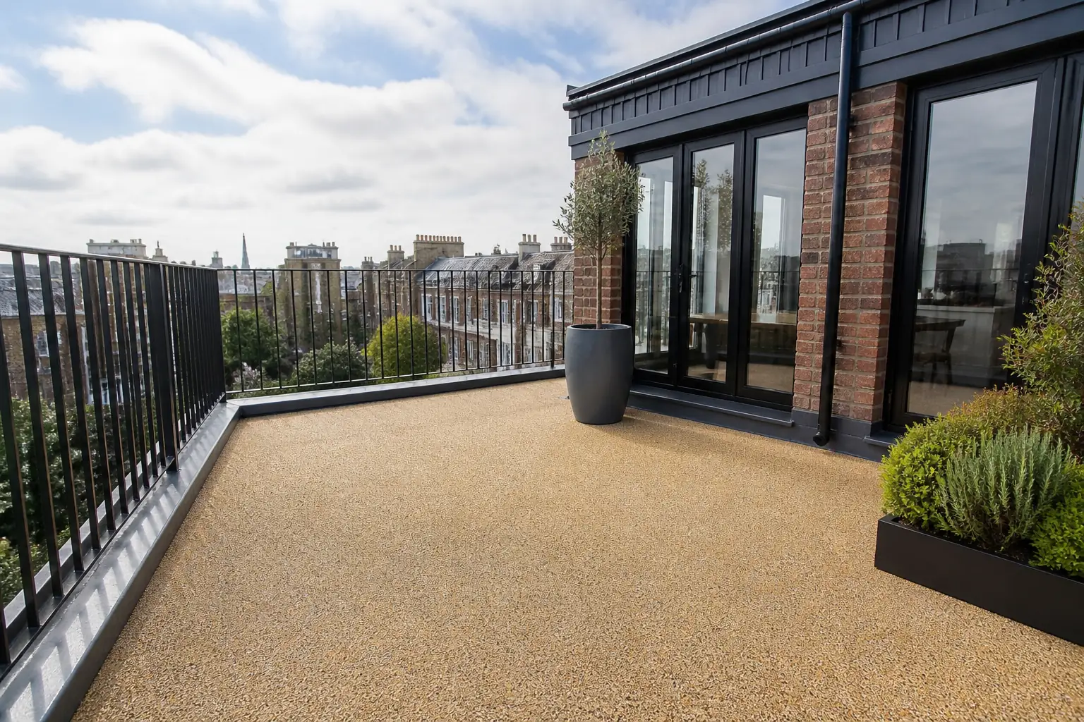 London roof terrace with resin bound overlay by Daltex Resin Experts